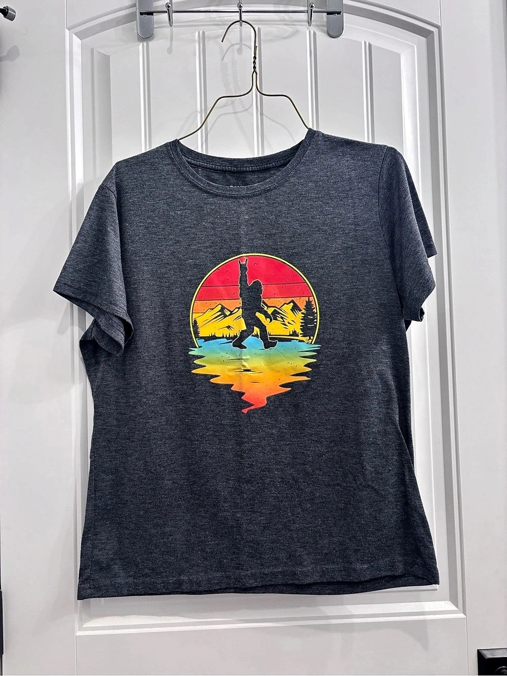 SHEIN Graphic Short Sleeve Tee in Gray Size Large